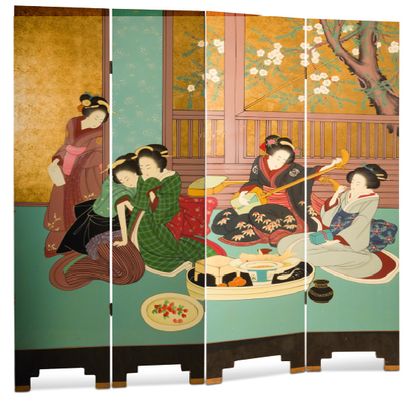 null Four-leaf lacquered wooden screen with a Japanese style courtesan decoration.
Late...