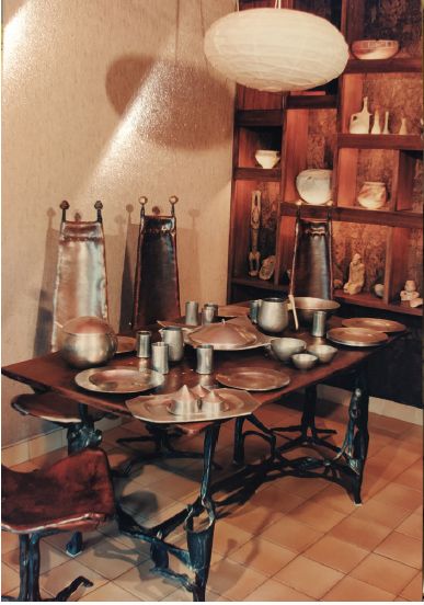 SIDO (1934-1986) & FRANÇOIS THEVENIN (NÉ EN 1931) 
An important piece of dining room...