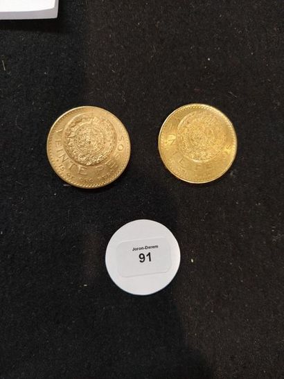 null MEXIQUE 20 pesos: 2 exemplaires. 1918 et 1921.
Fr. 171. Les 2 monnaies. Sup...