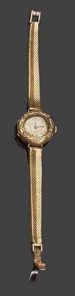 - Lady's watch in yellow gold
Pb: 20,44g...