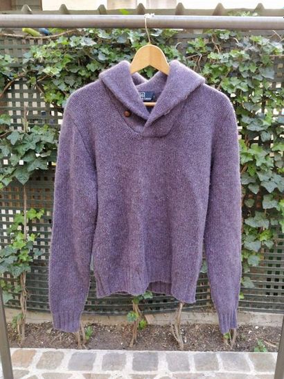 LANVIN Lanvin Classic

Red wool sweater

Size XL

Jacqueline Riu

Purple wool cardigan

Size...