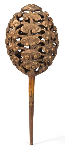 null Carved, moulded, gilded and patinated wooden palanquin element with stylised...