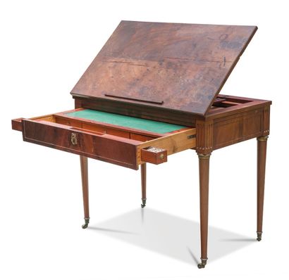  Tronchin style desk in cashew and mahogany veneer. The removable top reveals drawers,...