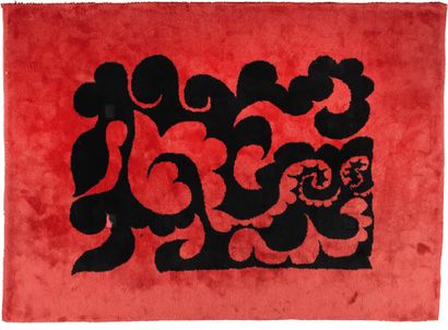 D'après Pablo PICASSO (1881 - 1973) 
Scrolls
Wool carpet with geometric black decoration...