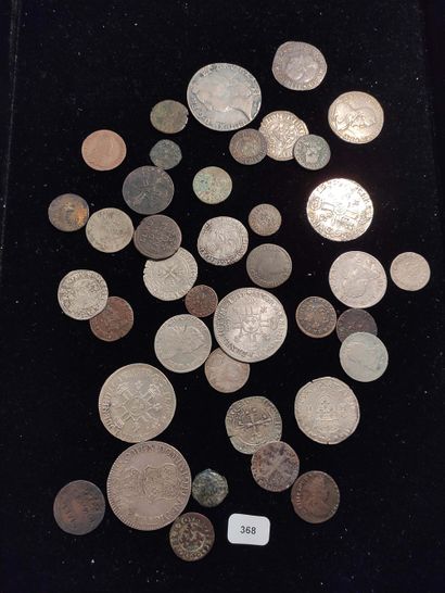 null 38 Royal coins from Charles VII to Louis XV in copper and silver: white, denier...