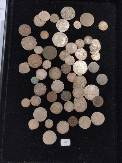 null 45 Monnaies royales de Philippe II à Louis XV: denier, blanc, douzains, dizains,...