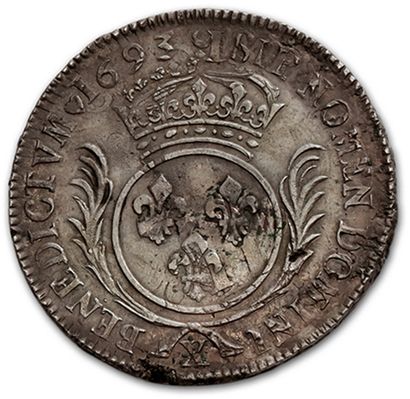null 38 Various French coins from Philippe IV to Louis XV, mainly in silver, including...