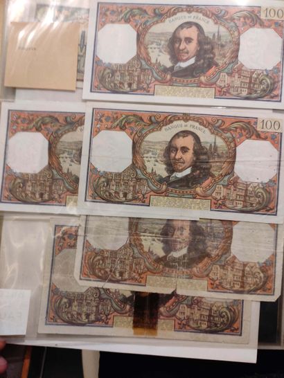 null Set of 39 banknotes, after re-establishment of the Franc; three reproductions...