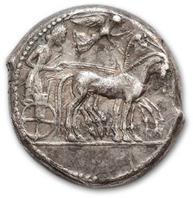 null SICILE, Syracuse: règne de Gelon (485-479 av. J.-C.) Tétradrachme. 17,16 g.
Tête...