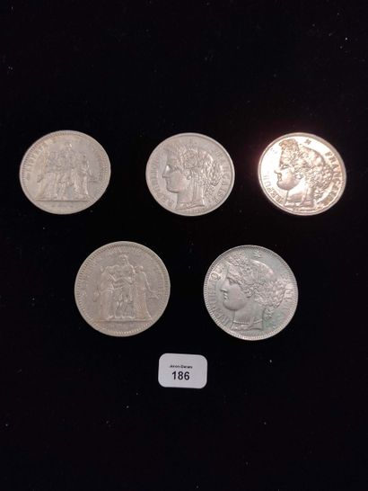 null 5 Francs type Cérès: 3 exemplaires. 1870A (2 ex. avec et sans légende) et 1871k.
5...