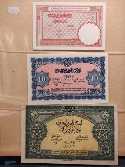 null MOROCCO Set of 24 banknotes, including 2 banknotes of 10 F 1926 (P. 11)
VF and...