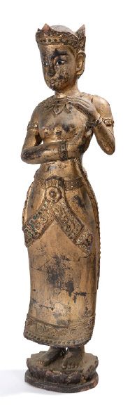 null Statue en bronze, représentant un adorante debout.
Birmanie, XXe siècle H. 61...