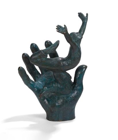 Michel SERRAZ (ne en 1925) Group hand figure.
Antique green patinated bronze proof.
Signed,...
