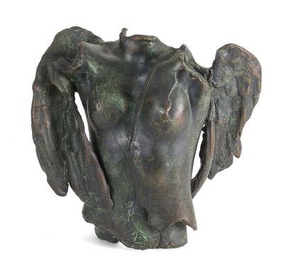 Igor MITORAJ (1944-2014) 
Eros

Sculpture en bronze patiné. Signé, cachet de fondeur

H....
