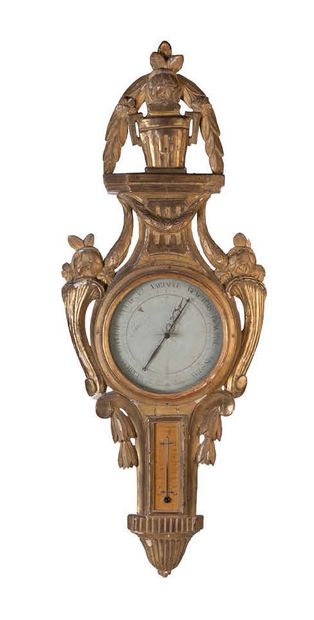 null Baromètre thermomètre en bois sculpté, mouluré et doré à décor d'urne rocailles,...