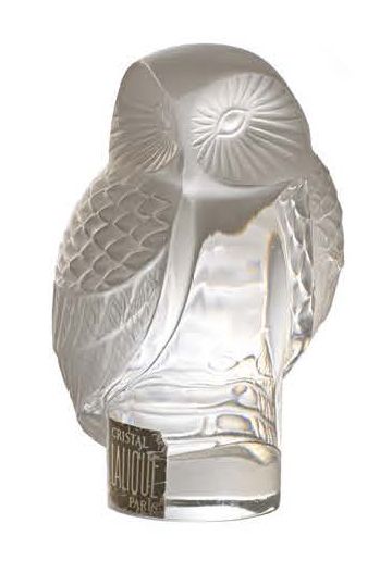 LALIQUE FRANCE Owl Statuette in cut crystal.