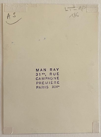 MAN RAY (1890-1976) Marcel Duchamp, vers 1918 Épreuve gélatino-argentique originale,...