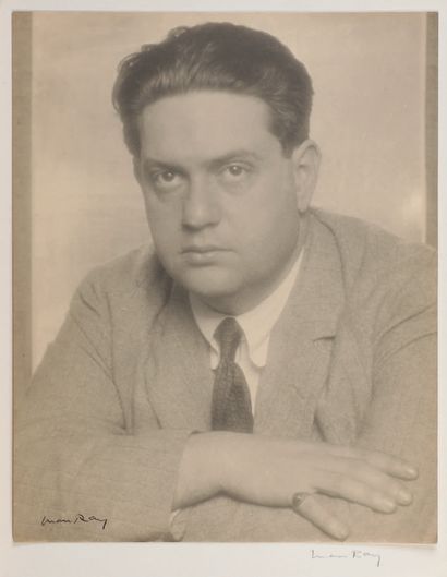 MAN RAY (1890-1976) Darius Milhaud, 1924 Épreuve gélatino-argentique originale montée...