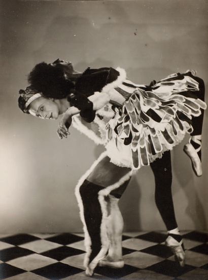 MAN RAY (1890-1976) Ensemble sur les Ballets russes, Jack in the Box et Serge Lifar,...