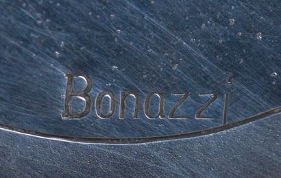 null Emma BONAZZI et Fortuno DEPERO 

Coffret en métal argenté, décor gravé de femme...