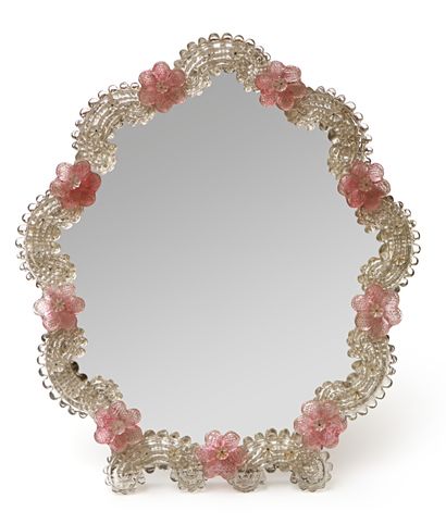 null Petit miroir de table en verre filé de Venise en polychromie à décor de fleurs...