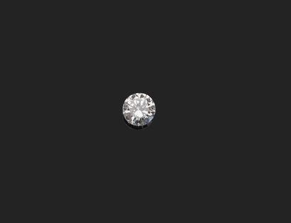 Diamant rond de taille brillant, 4,52 cts
J...