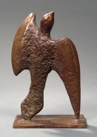 ARISTIDE PATSOGLOU (NÉ EN 1941) L'oiseau Sculpture en bronze patiné, signée et n°...