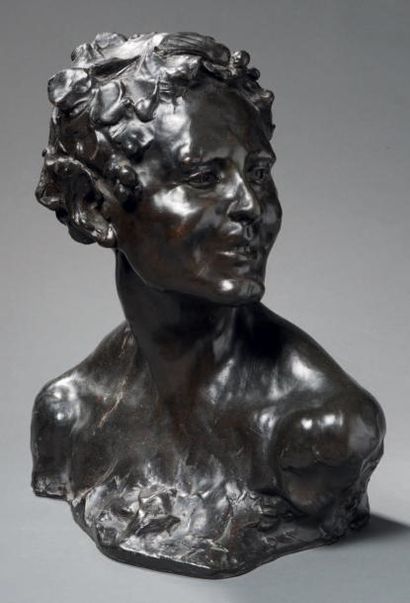 ALFREDO PINA (1883-1966) Bacchus en buste Sculpture en bronze patiné, signé. Cachet...