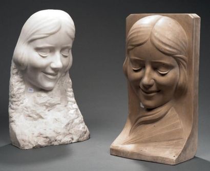 O. DI PALMA (ITALIE VERS 1900) Femme à l'éventail, femme souriante 2 sculptures en...