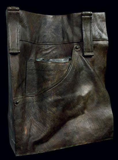 TOMASZ KAWIAK, DIT TOMEK (NÉ EN 1943) «La poche» Sculpture en bronze ciselé et patiné,...