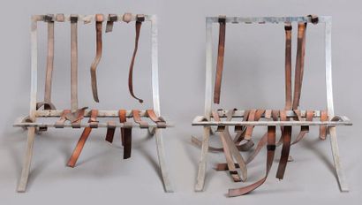 LUDWIG MIES VAN DER ROHE (1886-1969) «Barcelona», paire de structure de fauteuil...