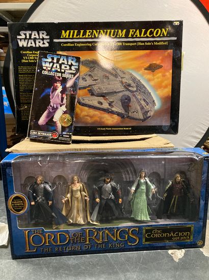 null Lot de figurines et maquettes en boîte sur le thème de Star Wars (en l’état)...