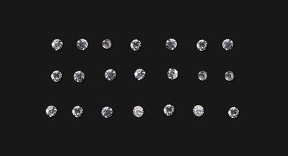 Ensemble de 21 diamants de taille brillant,...