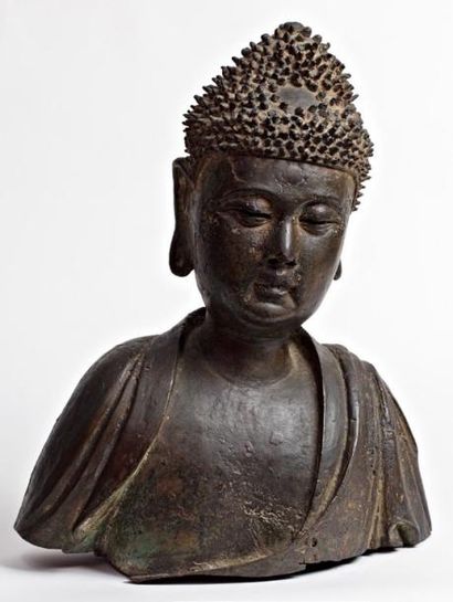 null TORSE DE BUDDHA en bronze anciennement laqué (Accidents) Chine XVIIème siècle...