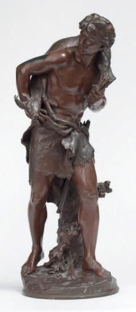 Mathurin MOREAU (1822-1912) Le chasseur Sculpture en bronze ciselé et patiné à nuance...