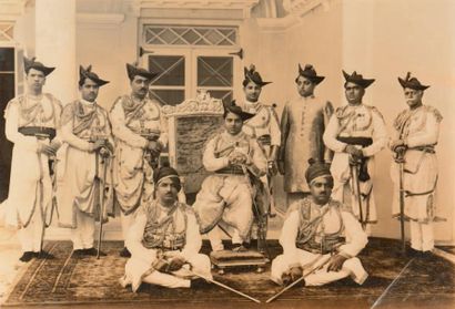 Maharaja de Dewas et autres