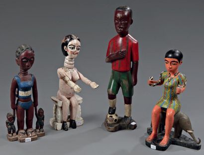 CÔTE D'IVOIRE BAOULE Suite de 4 figurines colons en bois polychrome, représentant:...