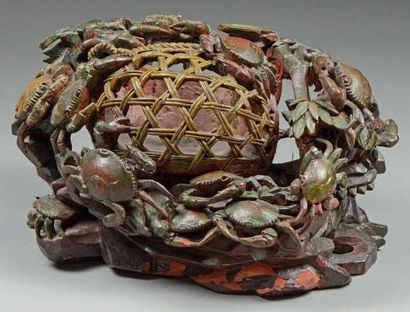 Japon XIXème siècle Le panier de crabe Sculpture en bois polychrome H. 21 L. 34 cm...