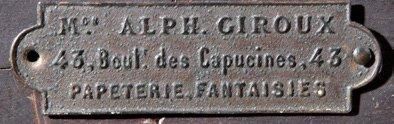 Maison Alphonse GIROUX Bureau de dame à gradin en bois de placage, marqueterie burgautée...