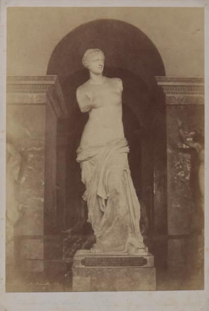 Charles Marville (1816-1879) La Venus de Milo au Louvre, 1852 Tirage papier salé...
