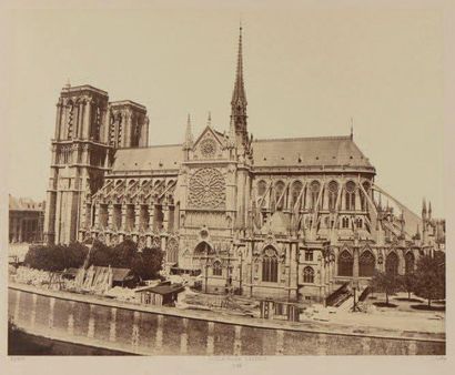 Edouard Denis Baldus (1813-1882) Paris, Notre-Dame, vue latérale (après 1860) Tirage...