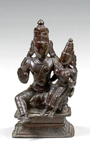 null Shiva et parvati Statuette en bronze ciselé et patiné Inde, XVI-XVIIème siècle...