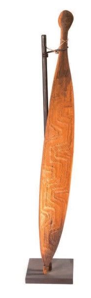 null Propulseur en bois sculpté et patiné (Manque la pointe)
Arborigenes d'Australie
H:...
