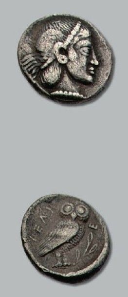 null LUCANIE Vélia (500-450 av. J.-C.)
Drachme. 3,94 g.
Tête de femme à droite, les...