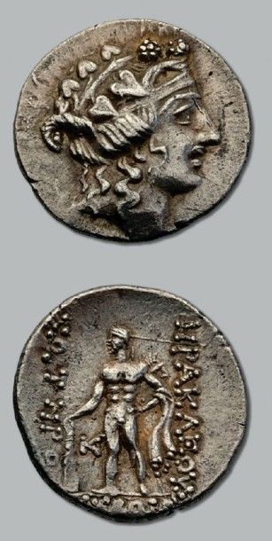 null Tétradrachme (après 146 av. J.-C.). 16,82 g.
Tête de Dionysos diadémée et couronnée...