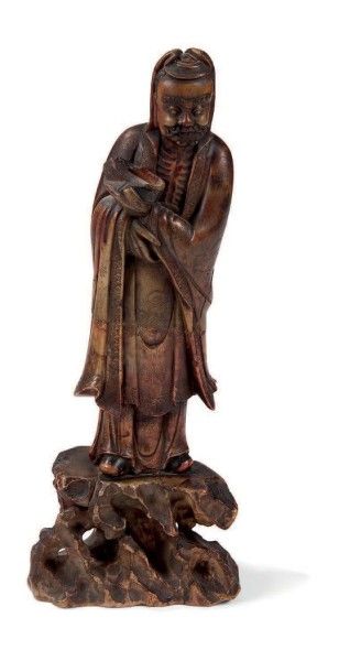null Moine bouddhiste
Sculpture en stéatite
Chine, XIXème siècle
H. 35,5 cm (Acc...