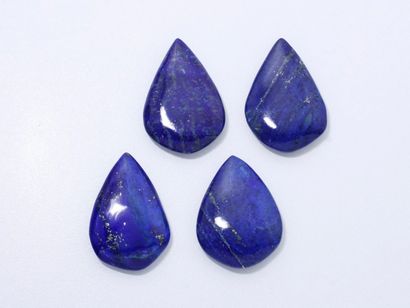 Lot de lapis lazuli composé de 4 motifs piriformes.
Poids:...