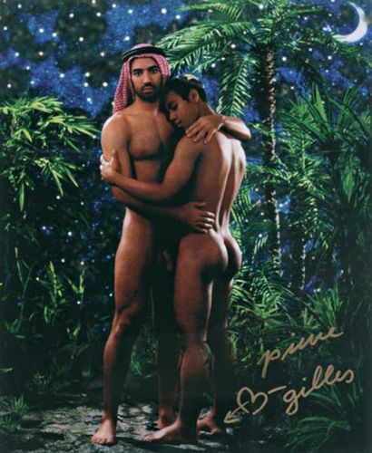 PIERRE ET GILLES (né en 1950 - né en 1953) Couple d'hommes dans la jungle Photo couleur,...