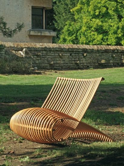 MARC NEWSON(NÉ EN 1963) " Wooden Chair ", modèle créé en 1992. Chauffeuse en hêtre...
