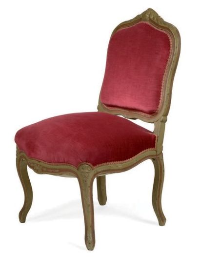 PIERRE MOLINIER (1900-1976) 
Chaise et fauteuil de style Louis XV en bois sculpté,...